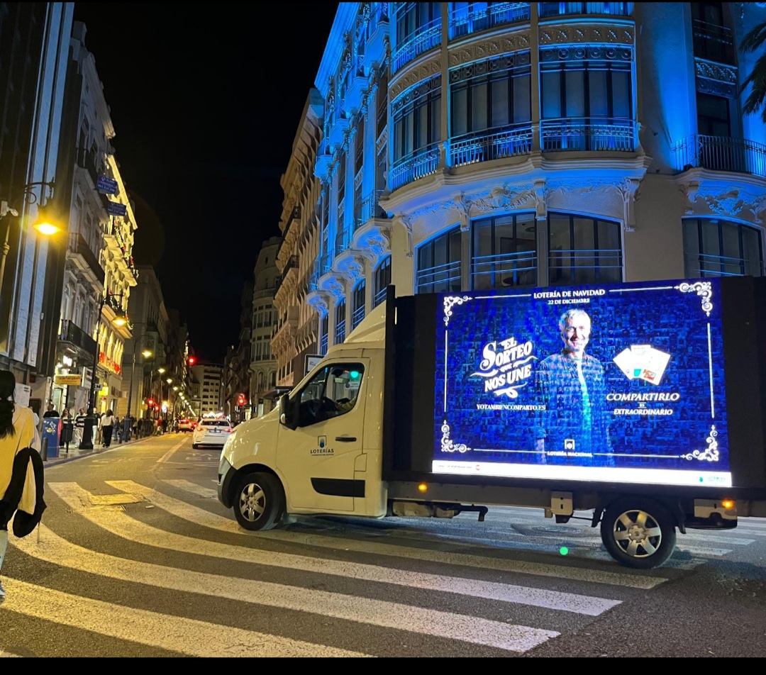 Camión pantalla LED. LEDVTEVES